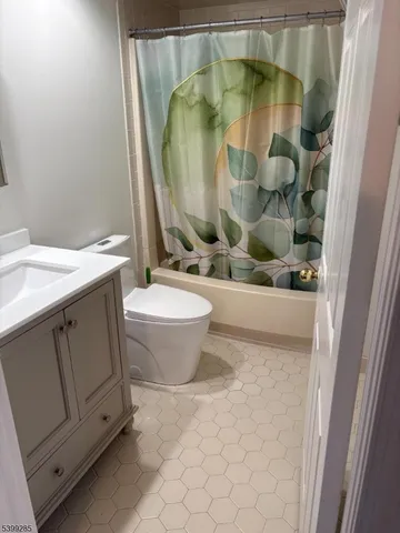 $2,550 | 420 Stratford Place, Bridgewater, NJ 08805