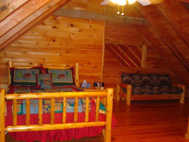4646 Summitville Road Morrison, TN 37357 - Photo 6 of 11 a view of a balcony with chairs