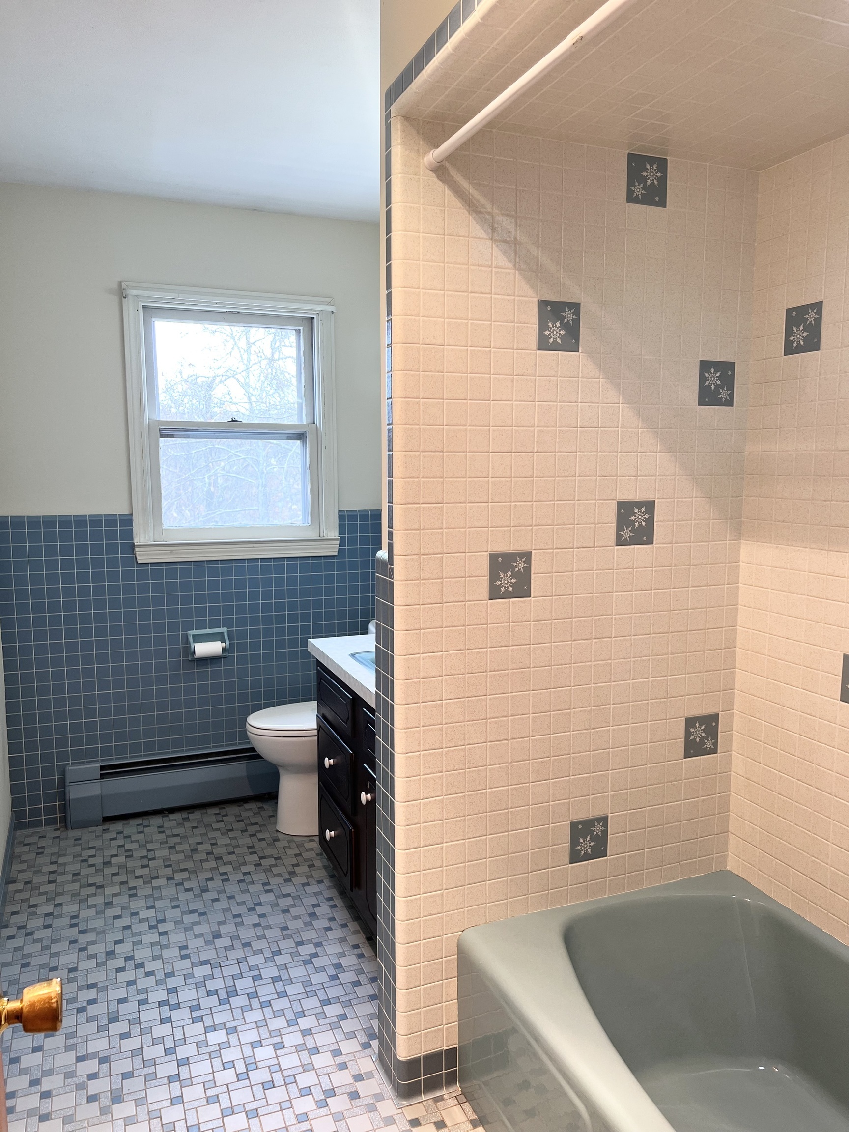 524 Saybrook Road Haddam, CT 06438 - Photo 22 of 38 a bathroom with a sink a toilet and bathtub