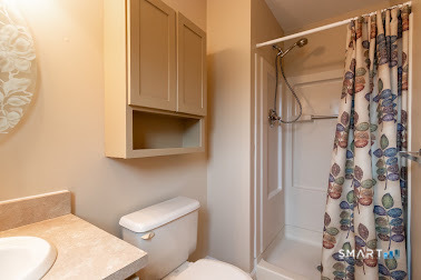 65 Oak Ridge Drive, Unit 65 Windsor Locks, CT 06096 - Photo 25 of 36