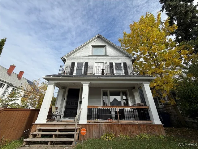 $1,400 | 21 Abbottsford Place, Buffalo, NY 14213