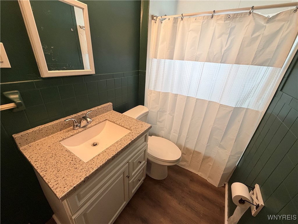 21 Abbottsford Place Buffalo, NY 14213 - Photo 18 of 20