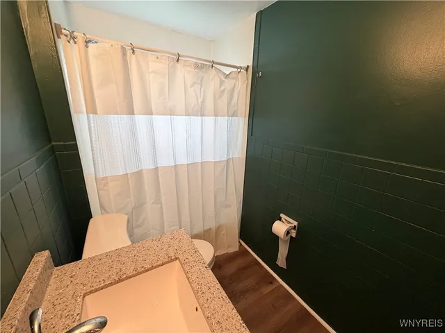 $1,400 | 21 Abbottsford Place, Buffalo, NY 14213