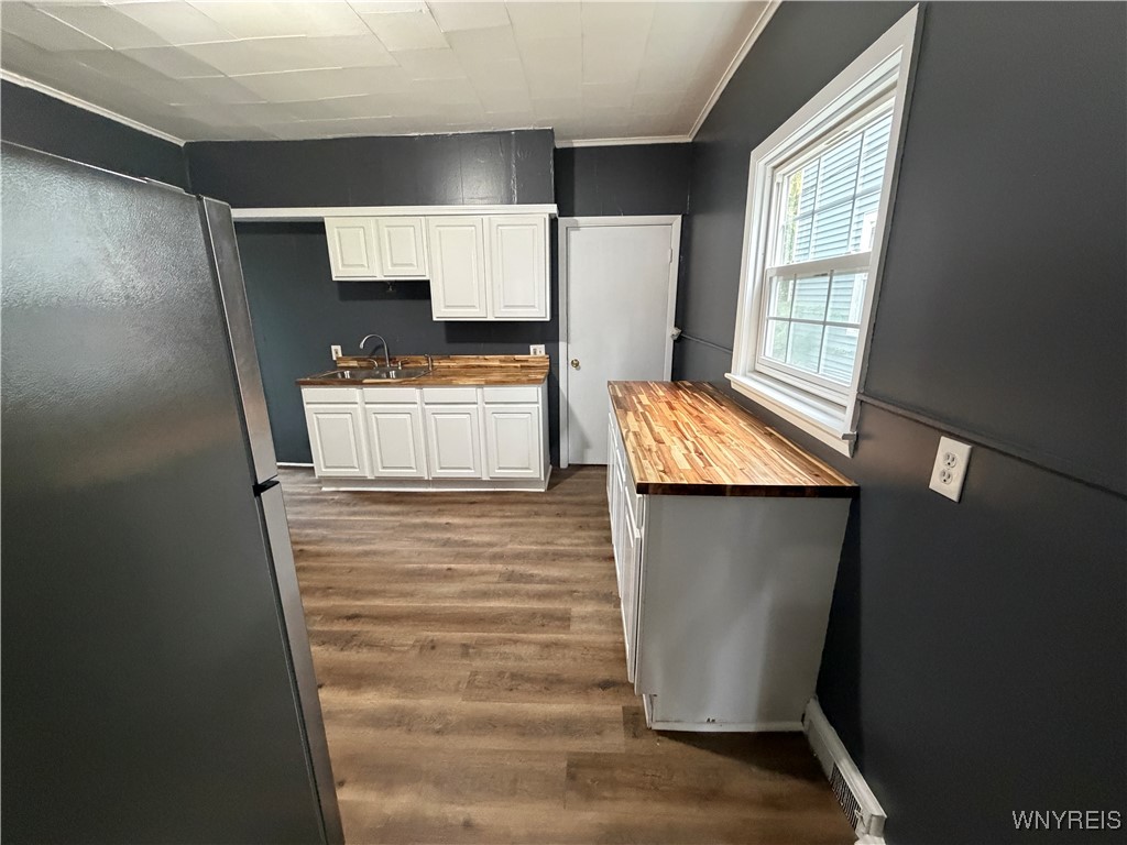 21 Abbottsford Place Buffalo, NY 14213 - Photo 8 of 20