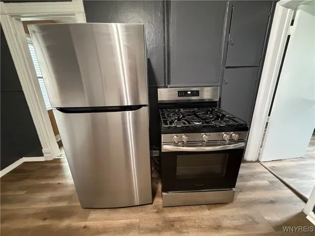 $1,400 | 21 Abbottsford Place, Buffalo, NY 14213