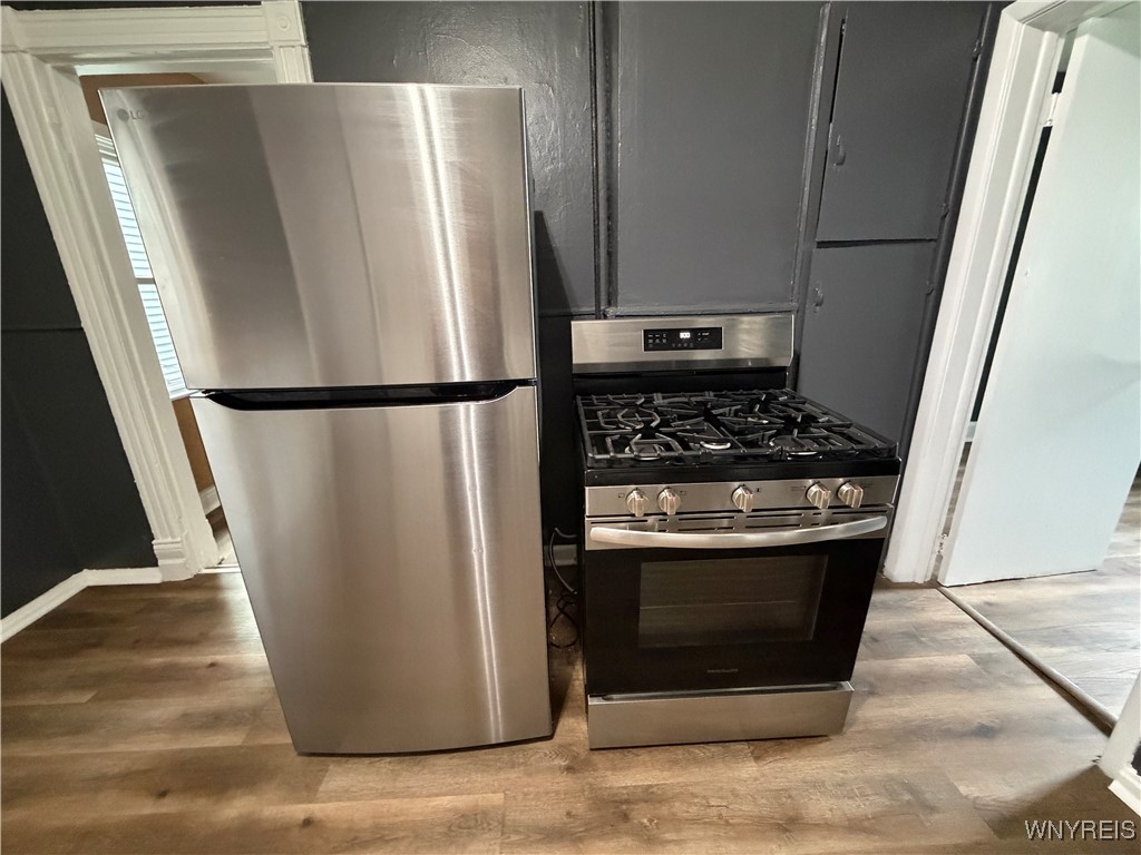 21 Abbottsford Place Buffalo, NY 14213 - Photo 10 of 20