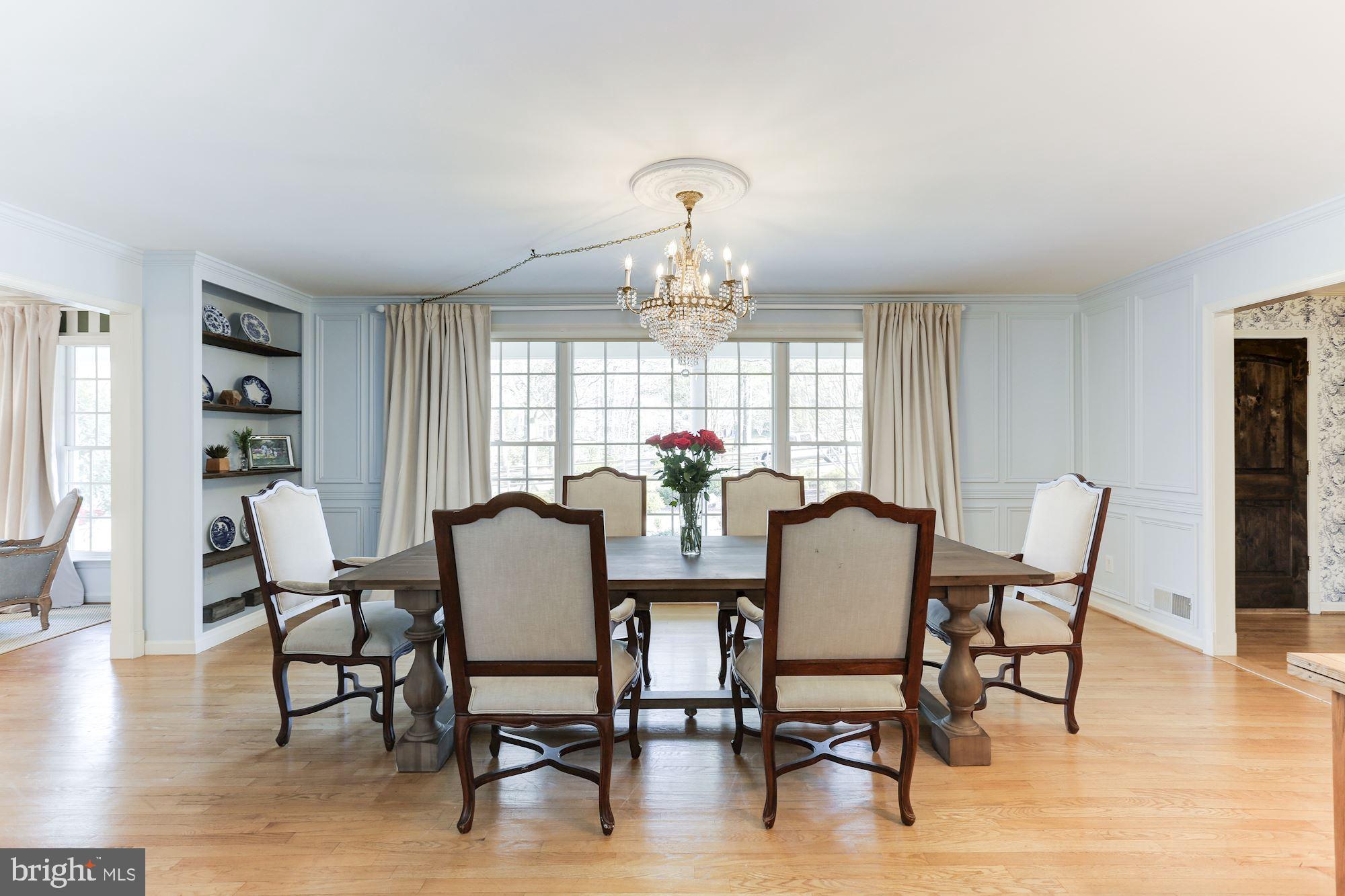 8821 Belmart Road Potomac, MD 20854 - Photo 3 of 52 Dining Room with enhanced moldings