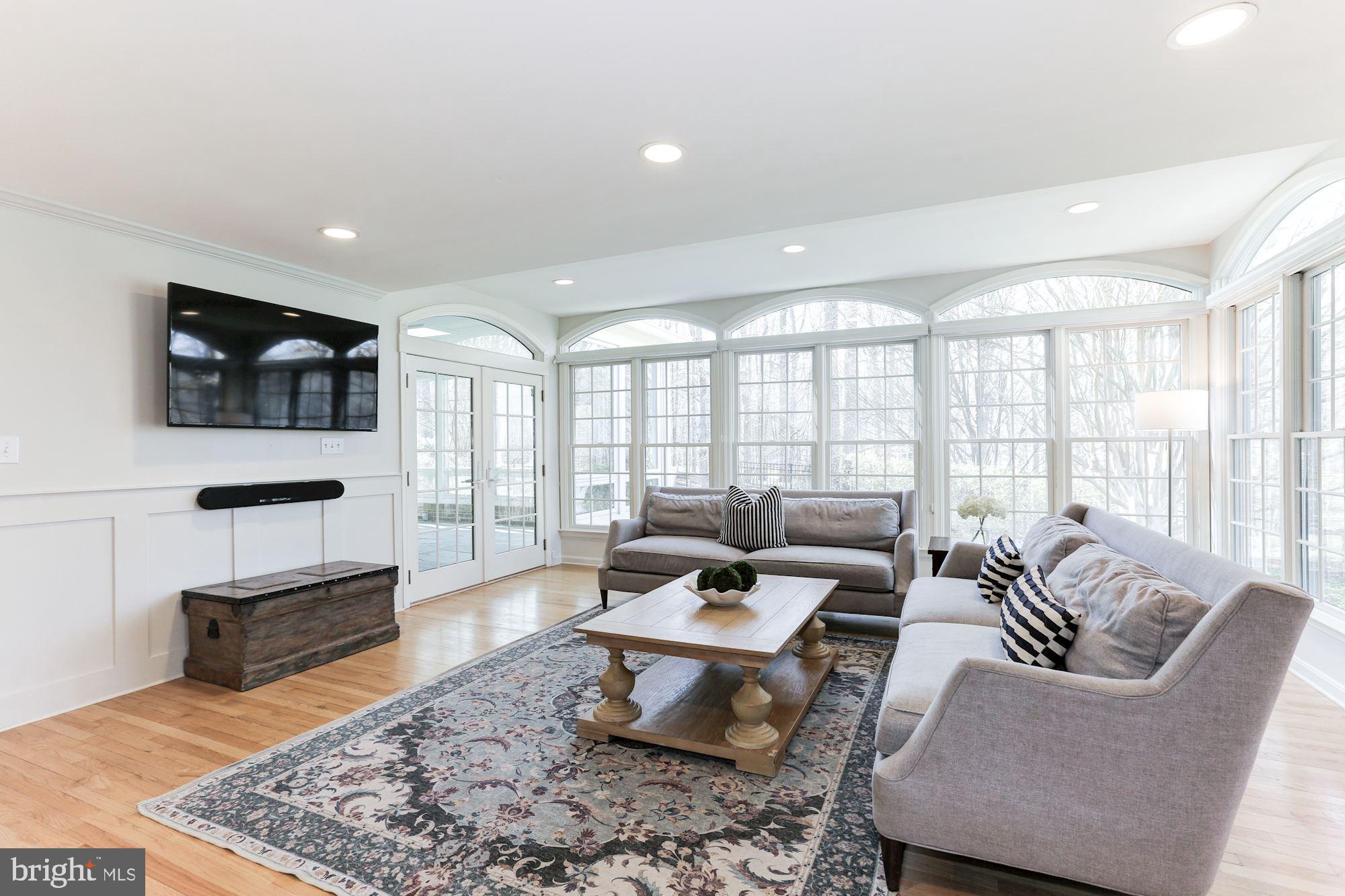 8821 Belmart Road Potomac, MD 20854 - Photo 7 of 52 Family Room