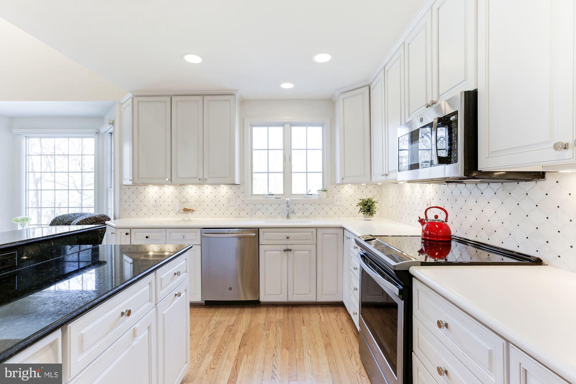 8821 Belmart Road Potomac, MD 20854 - Photo 9 of 52