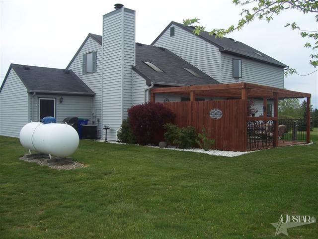 14028 Johnson Road Fort Wayne, IN 46818 - Photo 3 of 30