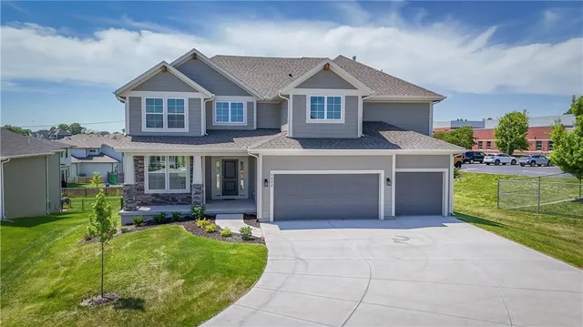 $644,950 | 2673 West Park Street, Olathe, KS 66061