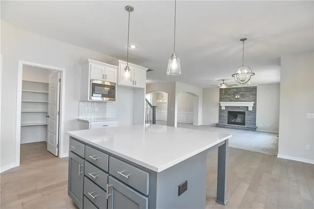 $644,950 | 2673 West Park Street, Olathe, KS 66061