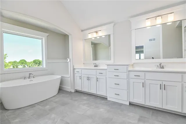 $644,950 | 2673 West Park Street, Olathe, KS 66061