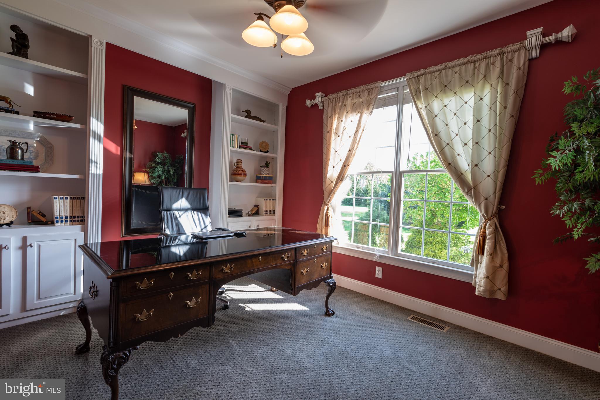 581 Rockbridge Road Nazareth, PA 18064 - Photo 14 of 48