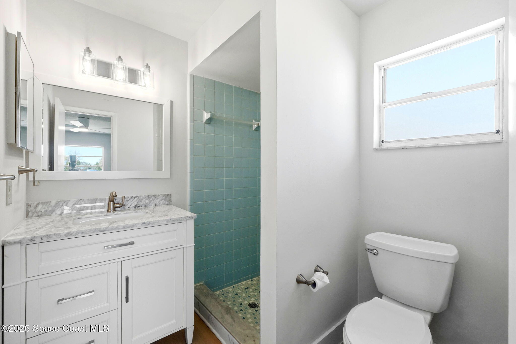 2519 Mill Run Boulevard Kissimmee, FL 34744 - Photo 32 of 36 Primary Bath