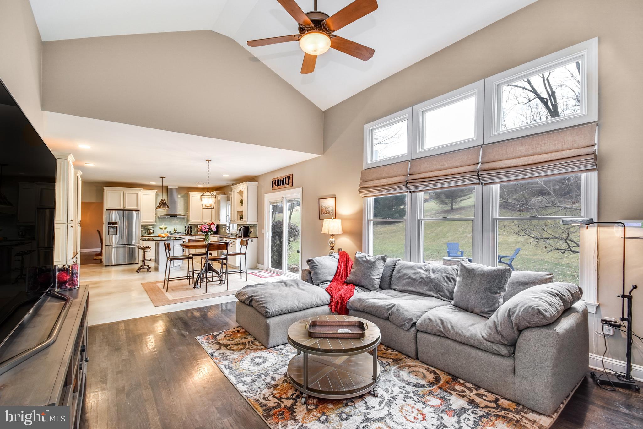 2752 Valley View Road Hellertown, PA 18055 - Photo 8 of 22