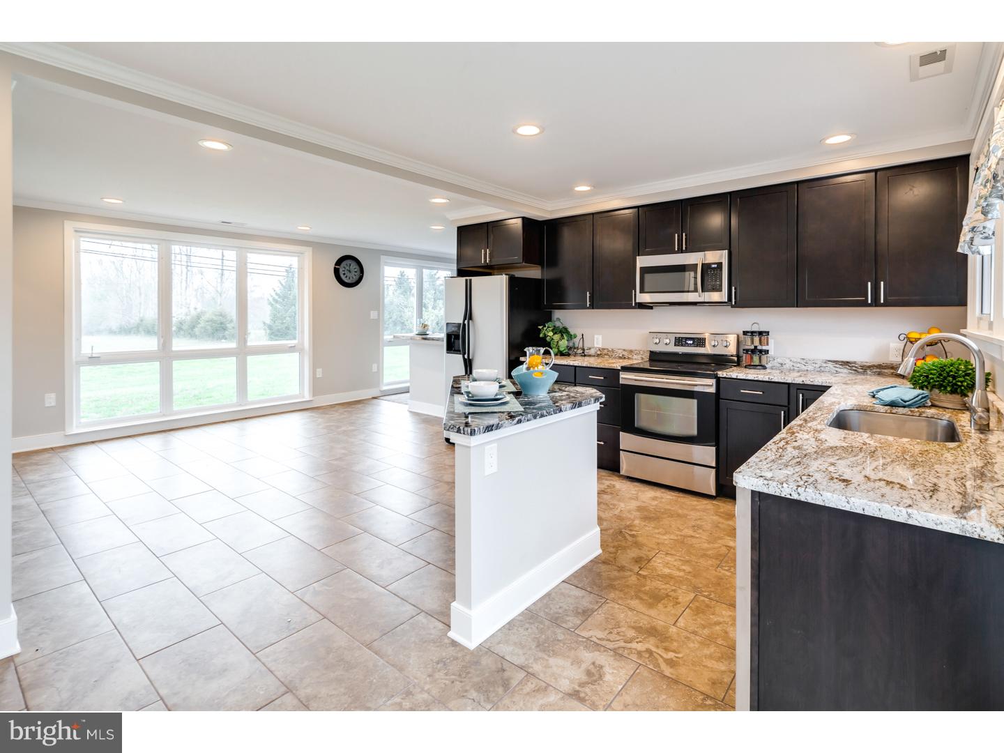 97 Pine Lane Newtown, PA 18940 - Photo 10 of 35