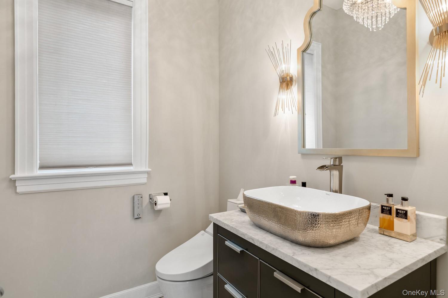 537 Split Rock Road Syosset, NY 11791 - Photo 15 of 39 Gallery Image 15