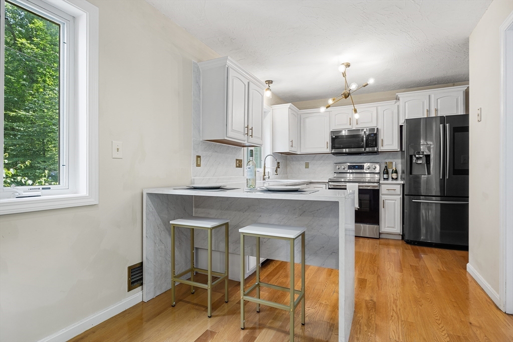 11 Yale Road Hopkinton, MA 01748 - Photo 2 of 36 Gallery Image 2
