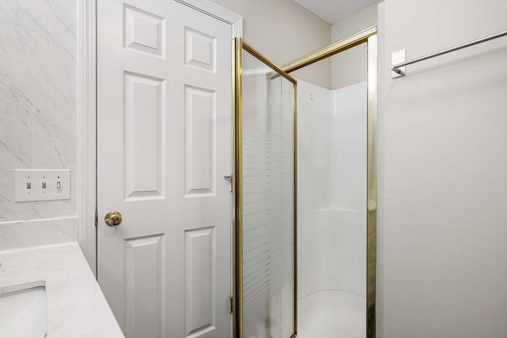 11 Yale Road Hopkinton, MA 01748 - Photo 26 of 36 Gallery Image 26