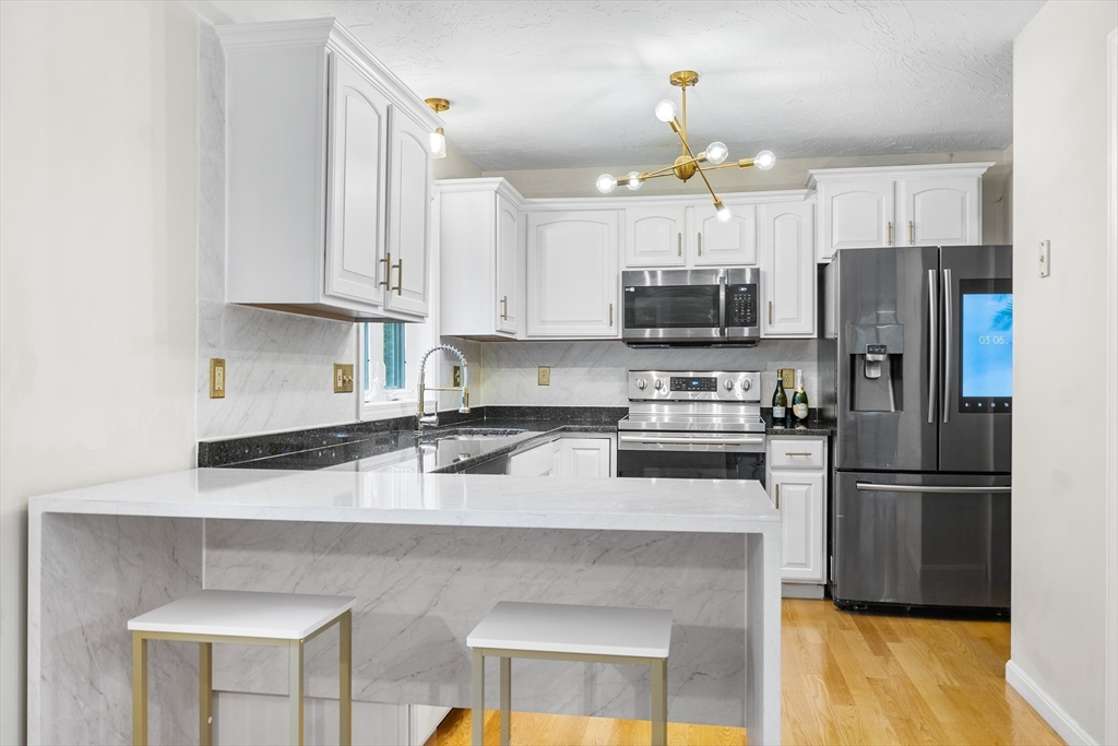 11 Yale Road Hopkinton, MA 01748 - Photo 3 of 36 Gallery Image 3