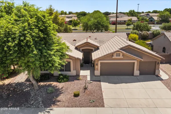 $599,900 | 143 North Joshua Tree Lane, Gilbert, AZ 85234