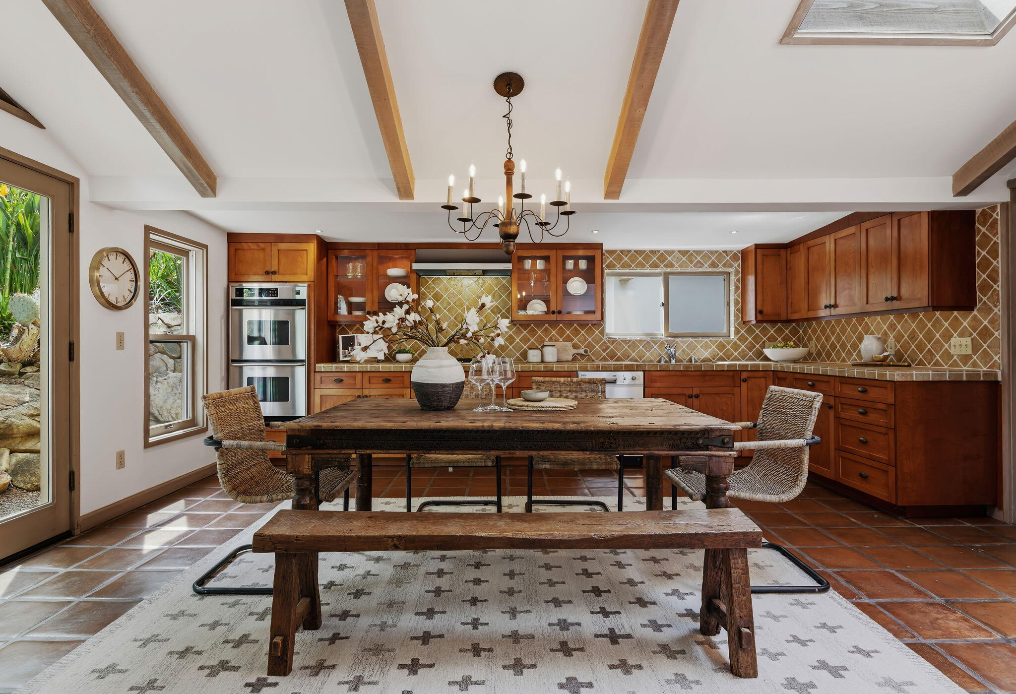 2079 Las Canoas Road Santa Barbara, CA 93105 - Photo 19 of 50 28-Dining - Kitchen