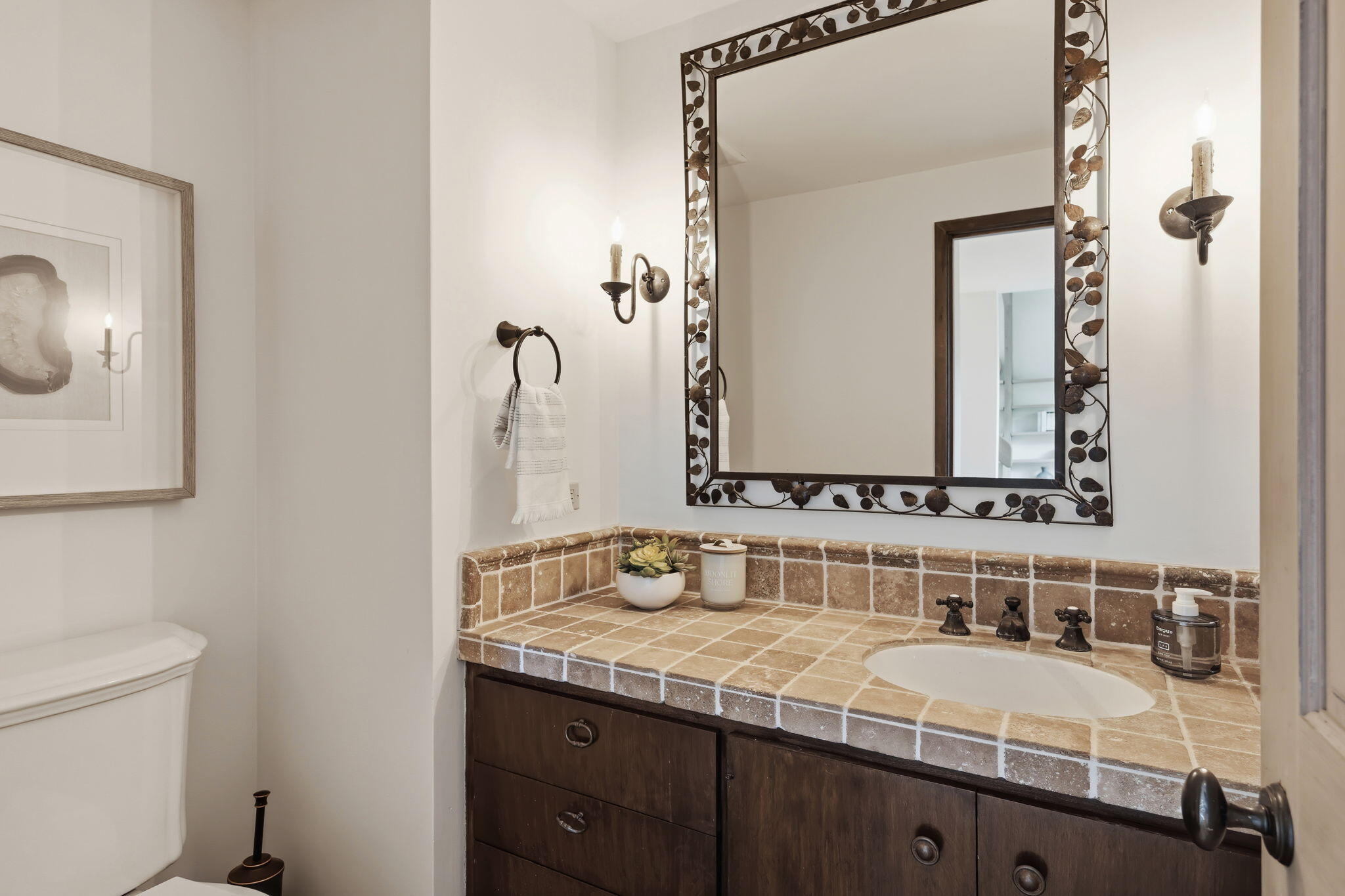 2079 Las Canoas Road Santa Barbara, CA 93105 - Photo 30 of 50 39-Primary Bathroom