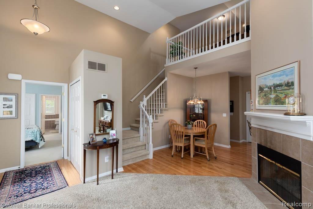 651 West Bluff Court Rochester, MI 48307 - Photo 8 of 36 651 W Bluff Ct-8.jpg