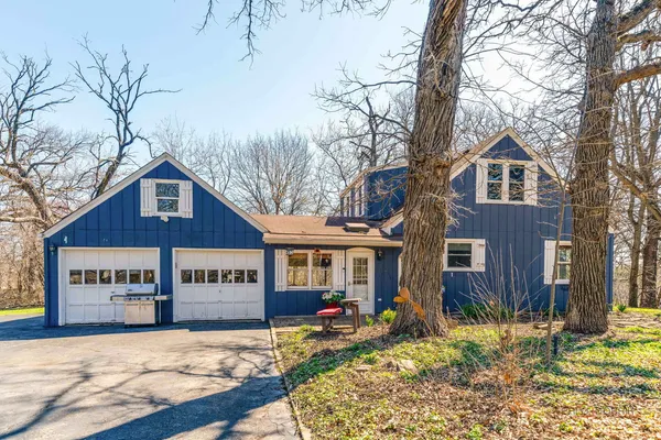 $560,000 | 21075 West Oak Knoll Court, Kildeer, IL 60047