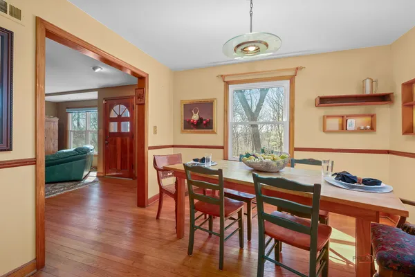 $560,000 | 21075 West Oak Knoll Court, Kildeer, IL 60047