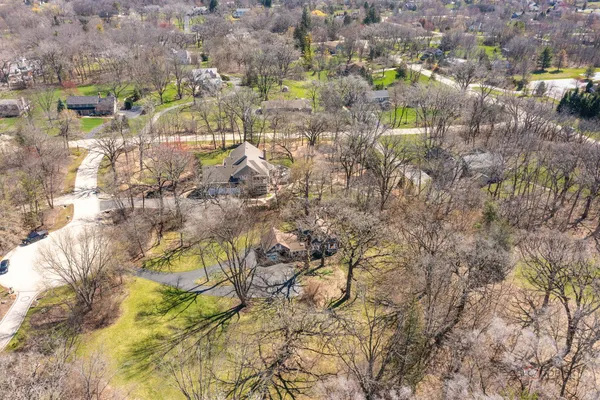 $560,000 | 21075 West Oak Knoll Court, Kildeer, IL 60047