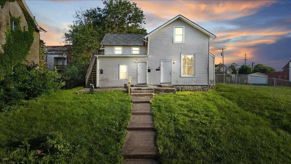 $149,900 | 7 West Mulberry Street, Springfield, OH 45506