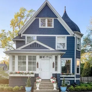 $1,395,000 | 806 East Beaumont Avenue, Whitefish Bay, WI 53217