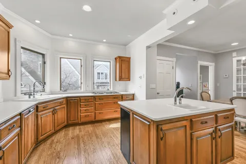 $1,395,000 | 806 East Beaumont Avenue, Whitefish Bay, WI 53217