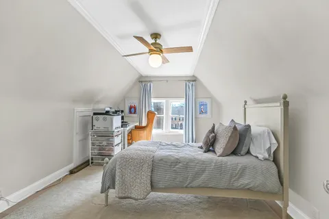 $1,395,000 | 806 East Beaumont Avenue, Whitefish Bay, WI 53217