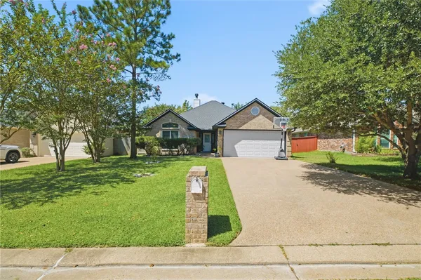 $325,000 | 2342 Kendal Green Circle, College Station, TX 77845