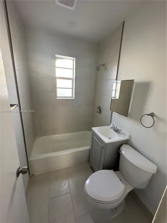 $1,450 | 4210 Southwest 25th Street, Unit 1, West Park, FL 33023