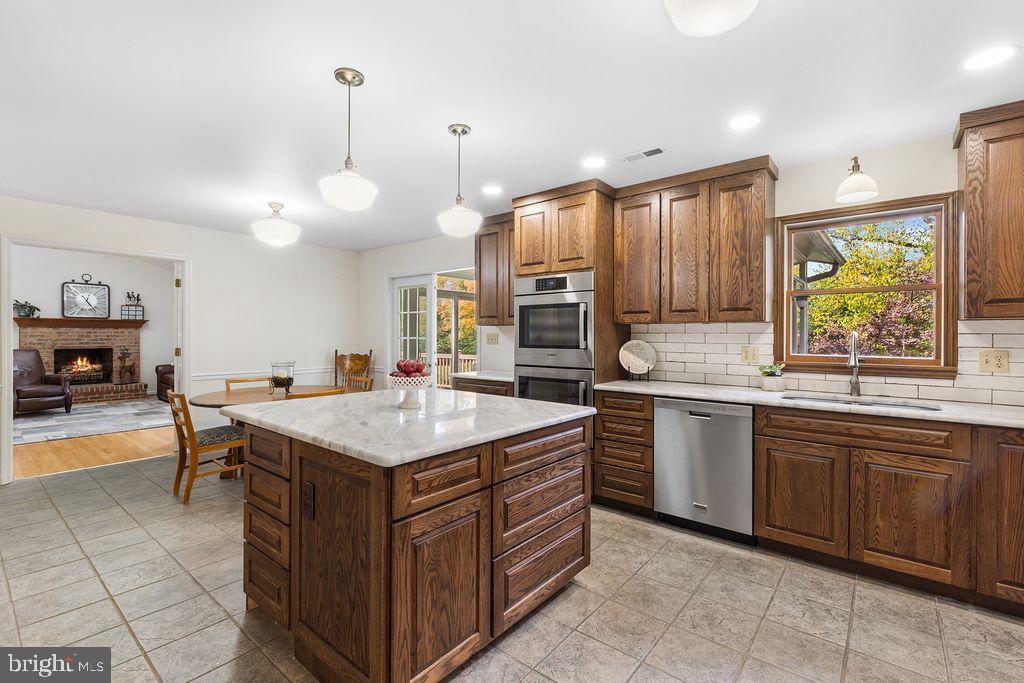 3823 Rotherfield Lane Chadds Ford, PA 19317 - Photo 8 of 32