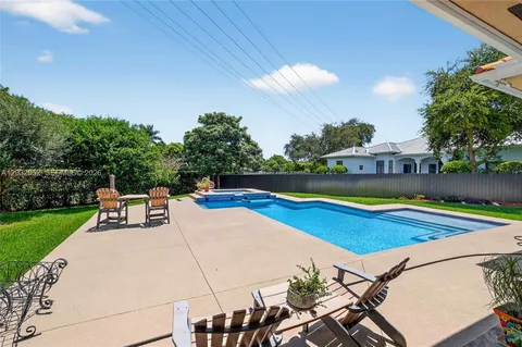 $2,375,000 | 8920 Southwest 162nd Terrace, Palmetto Bay, FL 33157