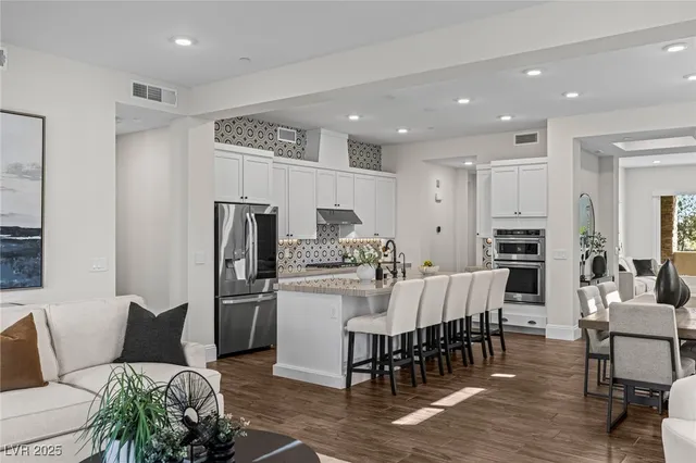 $1,065,000 | 11280 Granite Ridge Drive, Unit 1075, Las Vegas, NV 89135