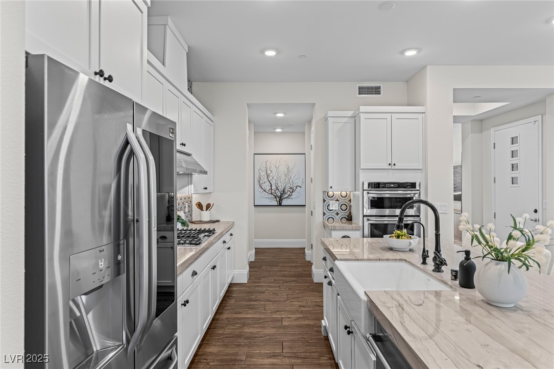 11280 Granite Ridge Drive, Unit 1075 Las Vegas, NV 89135 - Photo 24 of 82 Kitchen