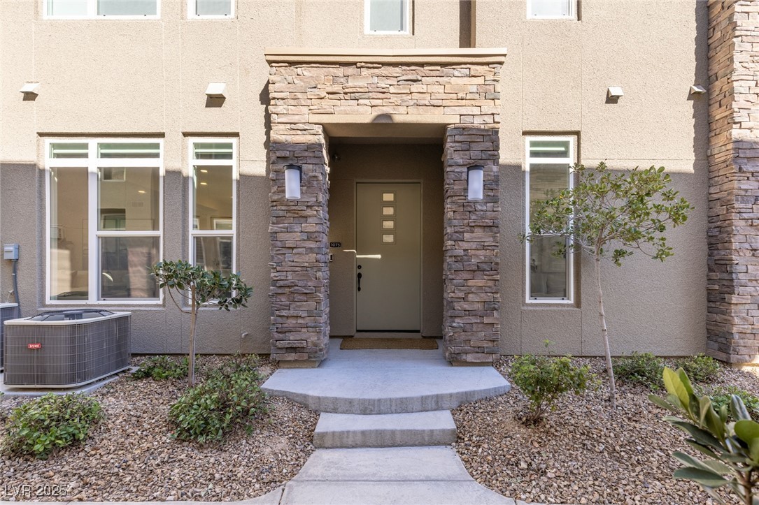11280 Granite Ridge Drive, Unit 1075 Las Vegas, NV 89135 - Photo 3 of 82 Front Entrance