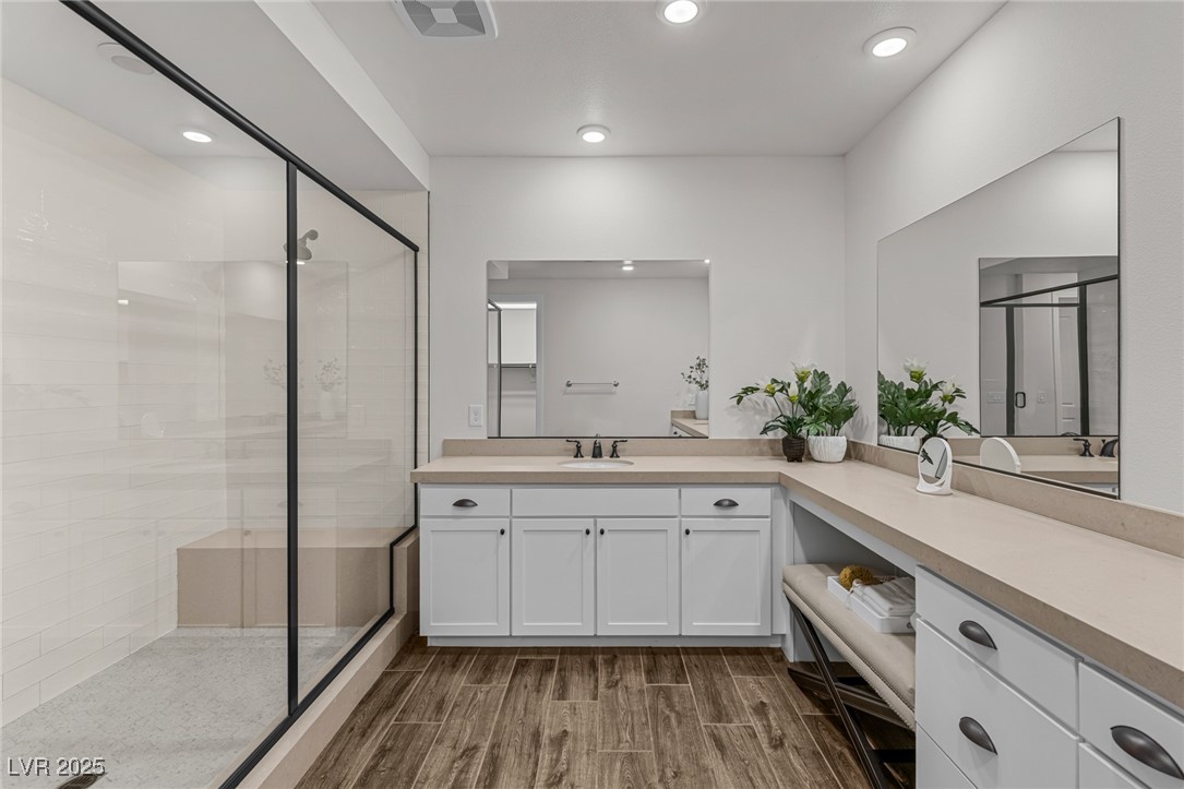 11280 Granite Ridge Drive, Unit 1075 Las Vegas, NV 89135 - Photo 41 of 82 Primary Bathroom