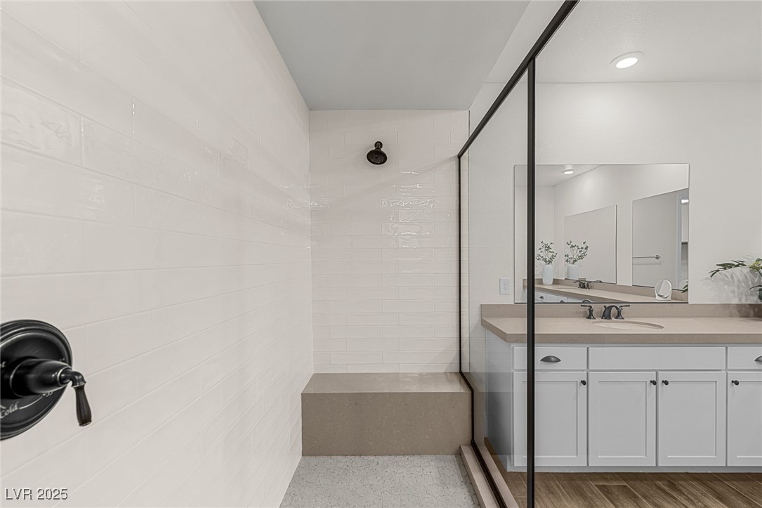 11280 Granite Ridge Drive, Unit 1075 Las Vegas, NV 89135 - Photo 43 of 82 Primary Bathroom