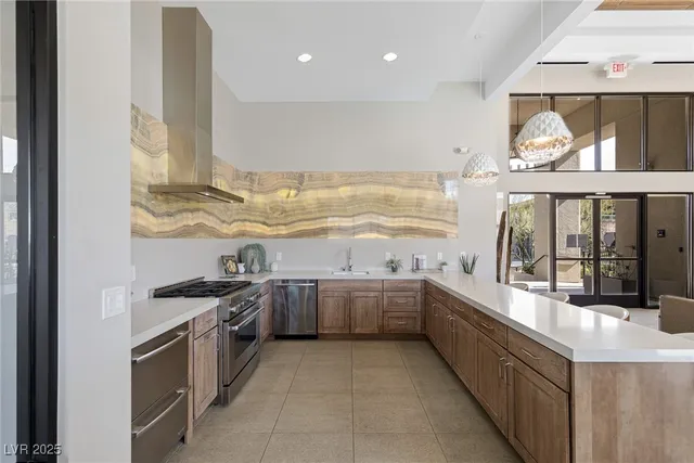 $1,065,000 | 11280 Granite Ridge Drive, Unit 1075, Las Vegas, NV 89135