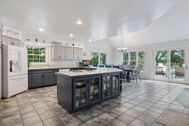 $995,000 | 1725 133rd Avenue, St. Croix Falls, WI 54024