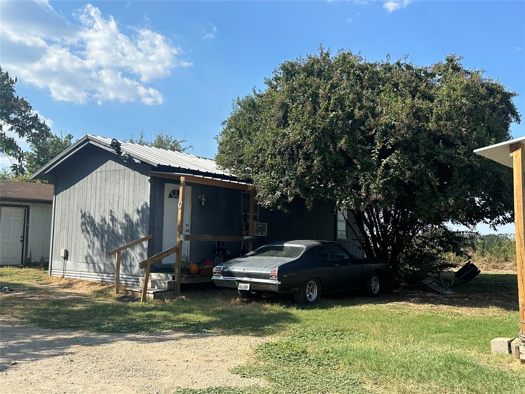 2764 West Highway 199 Springtown, TX 76082 - Photo 17 of 21