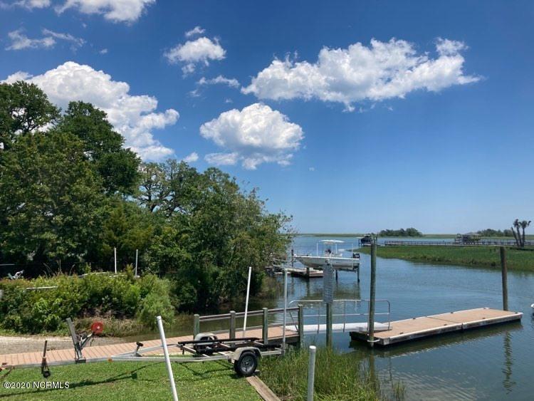 76 Hughes Road Hampstead, NC 28443 - Photo 15 of 25 hughesroadlotboatramp2