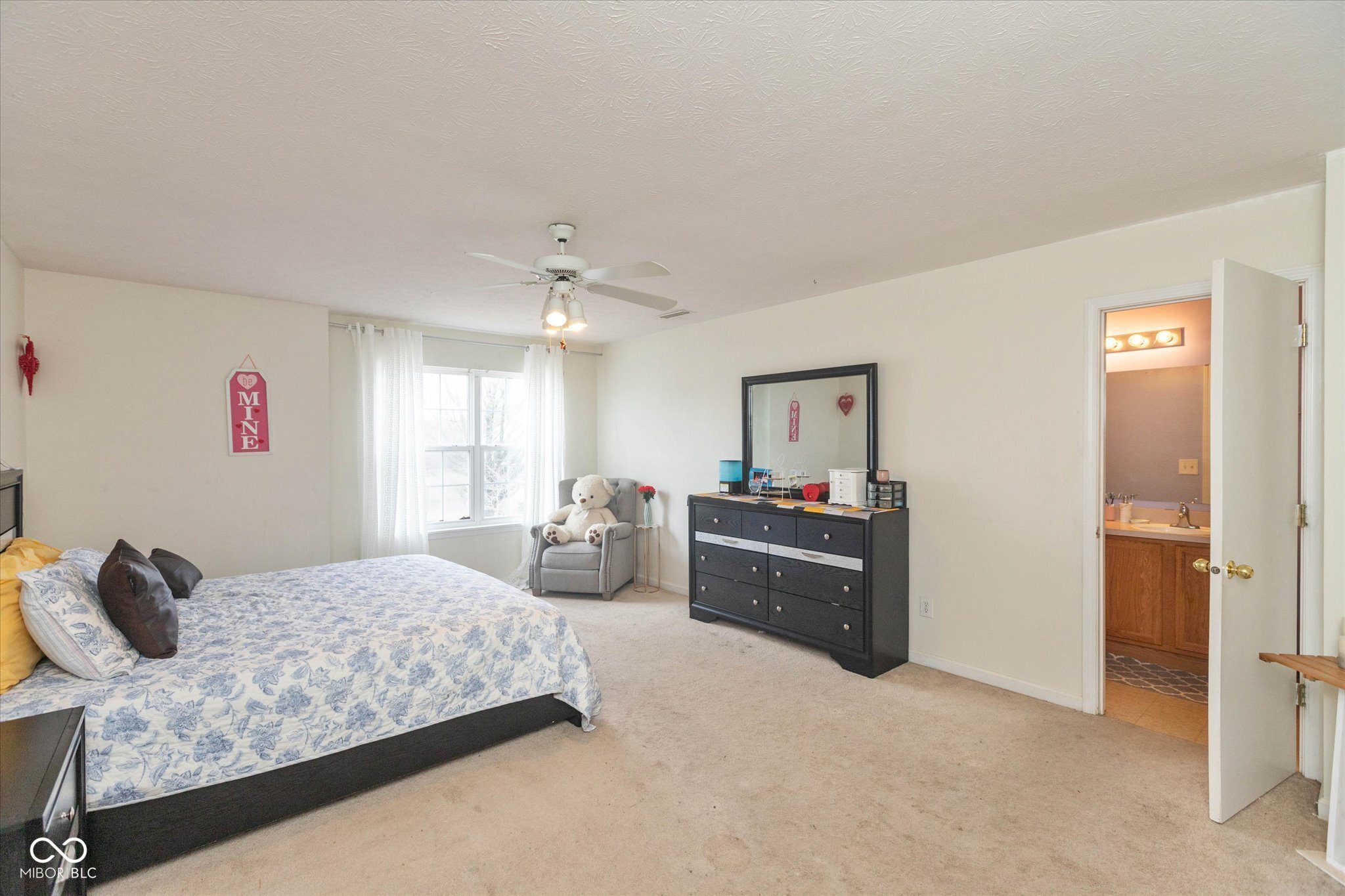 5527 Forest Ridge Court Indianapolis, IN 46203 - Photo 13 of 24